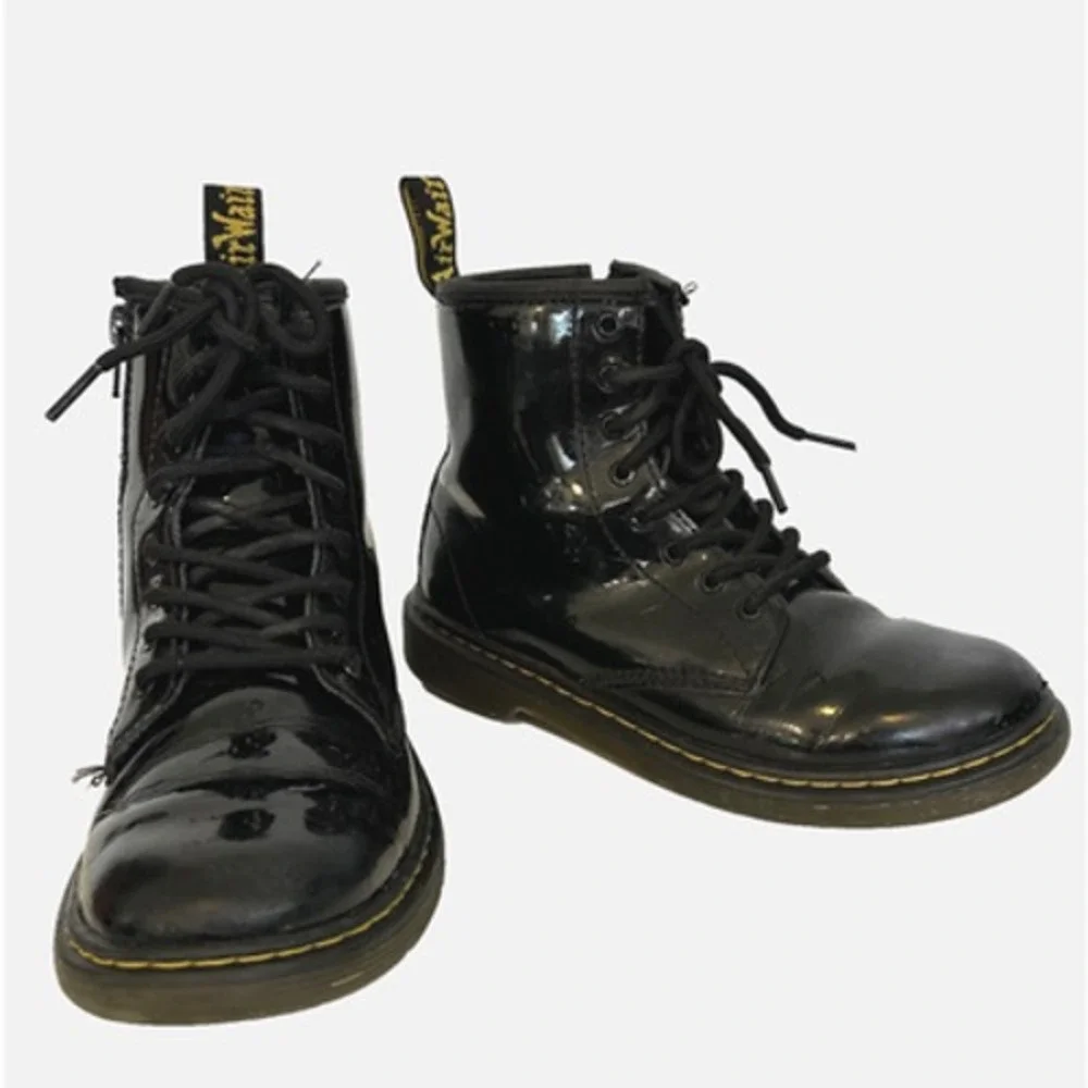 Kids Dr. Martens 1460 J‎ Patent Leather Boots Size 3 Black Combat Side Zip